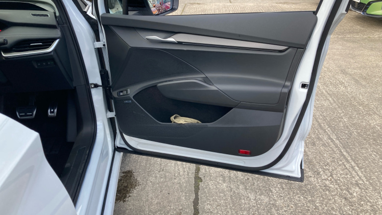 Skoda Enyaq 210kW 85x Sportline 82kWh 4x4 5dr Auto Electric 